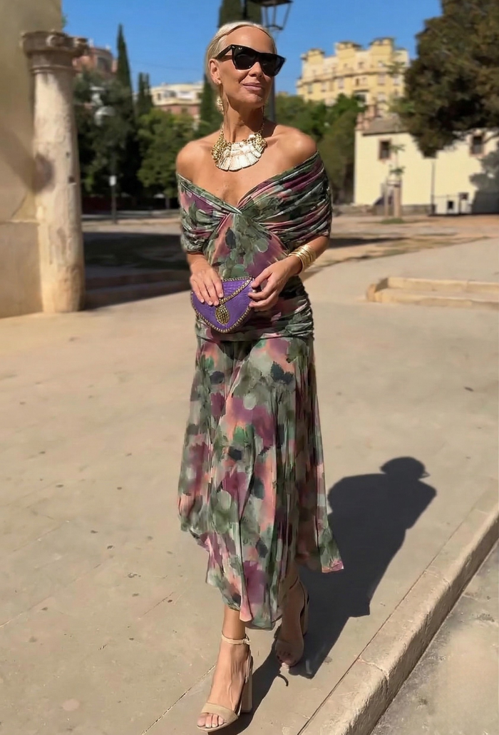 Luisa — V-Neck Pleated Maxi Dress