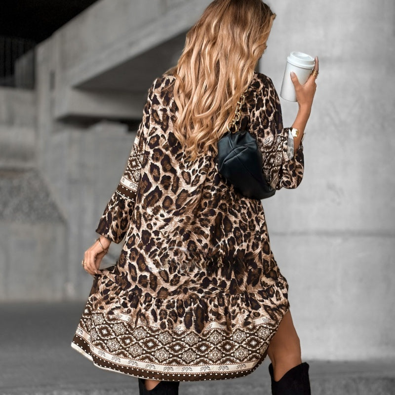 Véna – V-Neck Long Sleeve Printed Maxi Dress