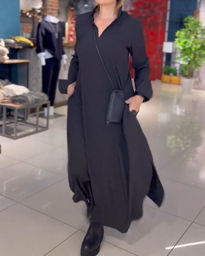 Loose, long dress with side slits