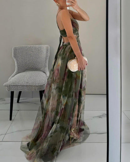 Floral Elegance in Maxi Dress