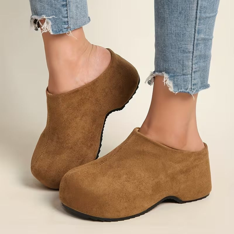 Comfortable Women's Mule Shoes in a New Style