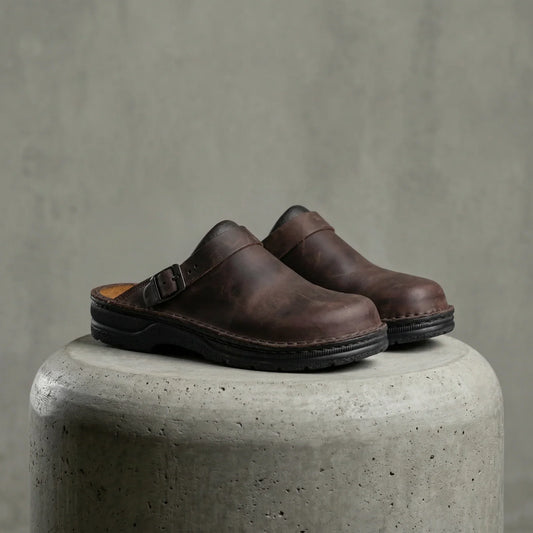 Holverk — Men's Ergonomic Vegan Leather Clog