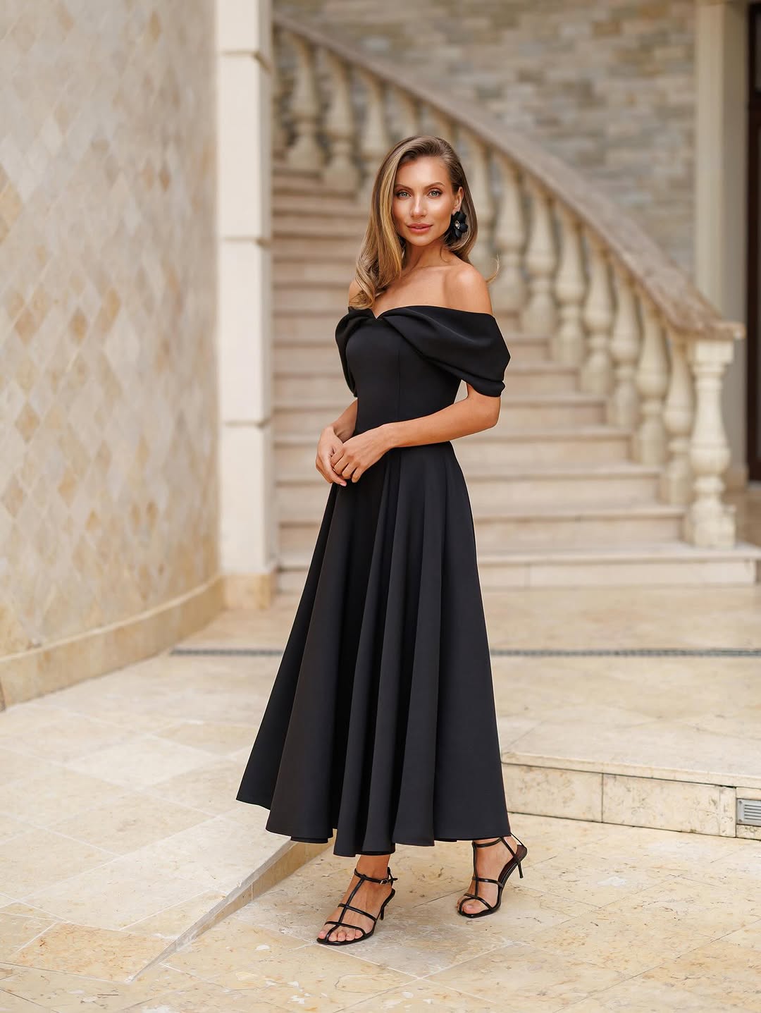 Deliha — Flowy Off-Shoulder Dress