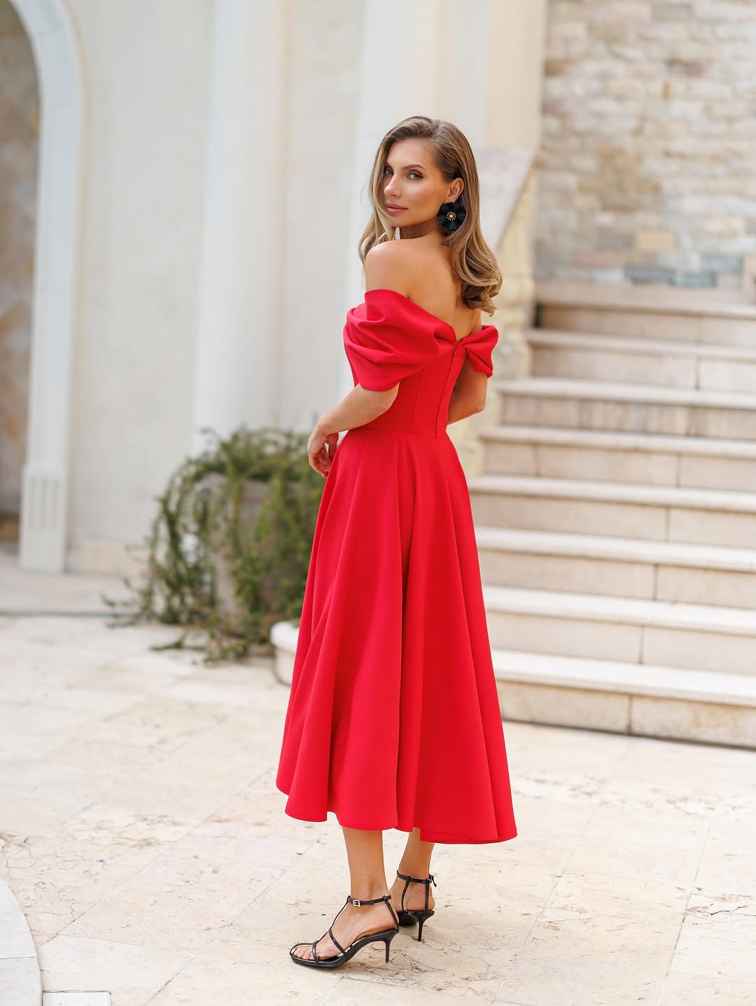 Deliha — Flowy Off-Shoulder Dress