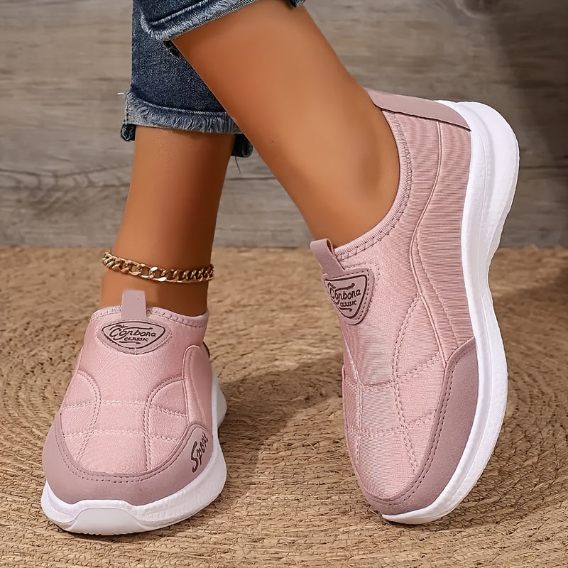 Lightweight, breathable, soft women's sneakers
