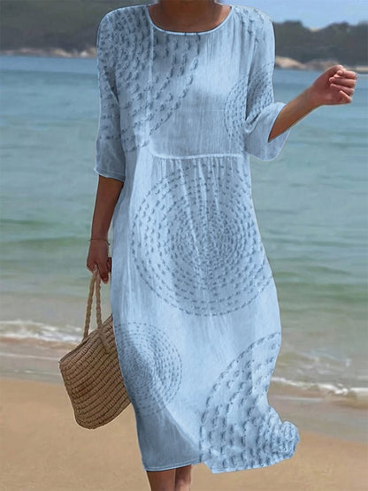 Women's loose solid color dress with a round neckline