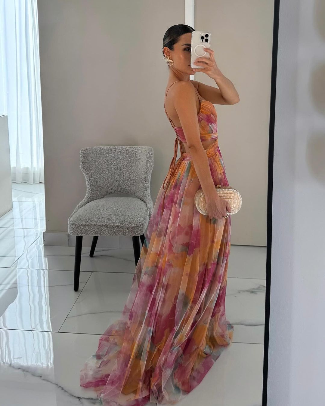 Floral Elegance in Maxi Dress