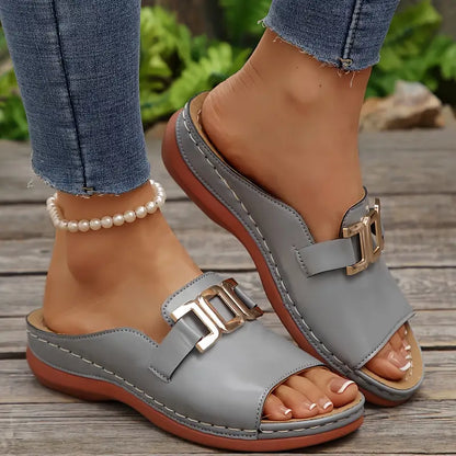 Chelsey - Comfortable Comfortable Sandals