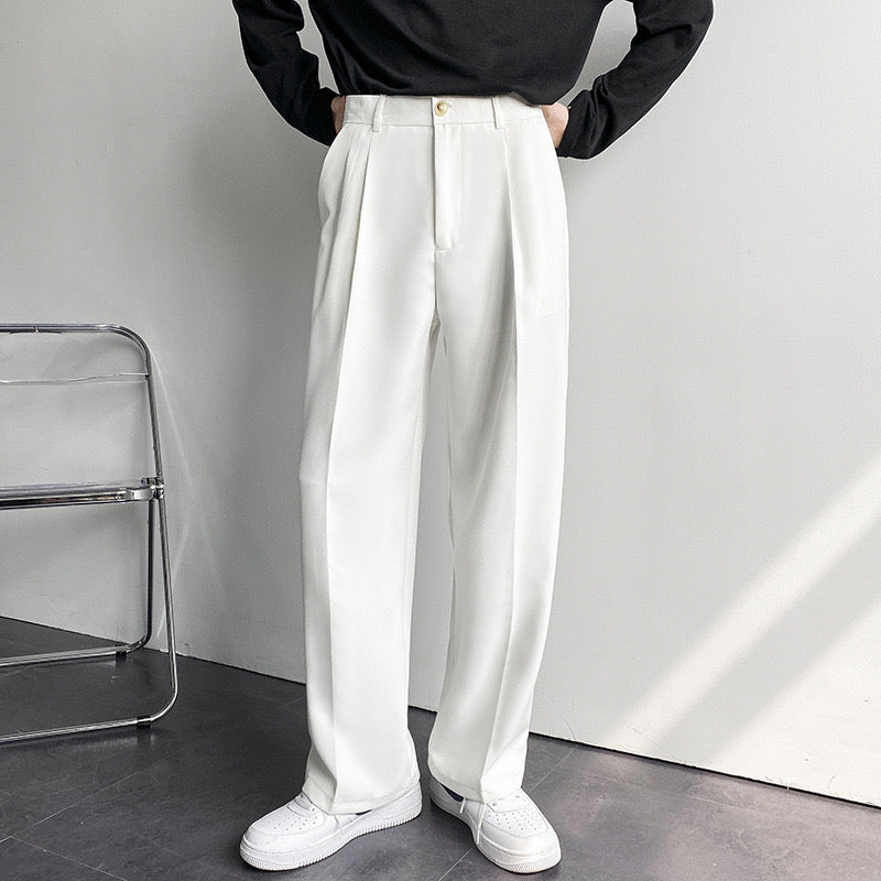 Fitted Pleated Trouser