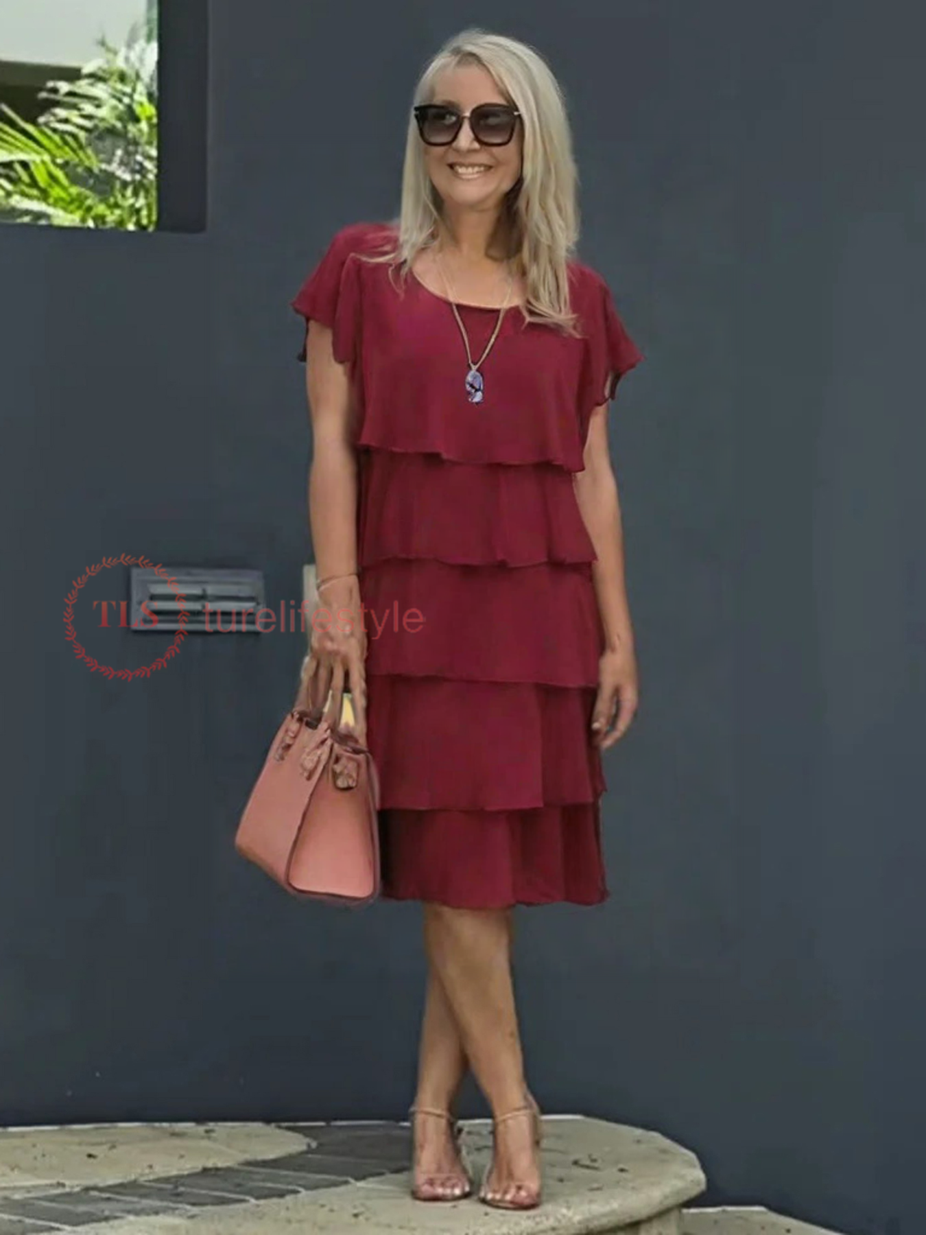Loose Layer - Elegant Chiffon Dress