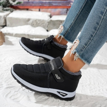 Slip-on sneakers without laces for winter