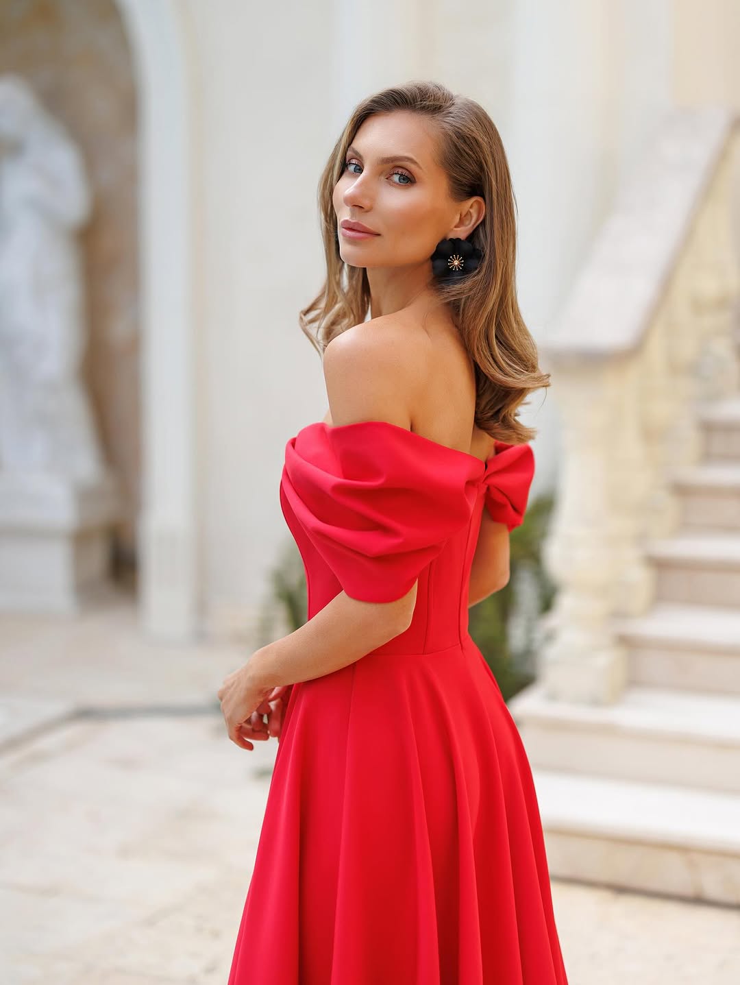 Deliha — Flowy Off-Shoulder Dress