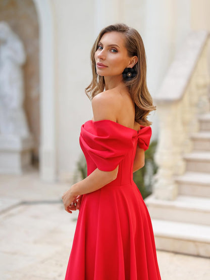 Deliha — Flowy Off-Shoulder Dress