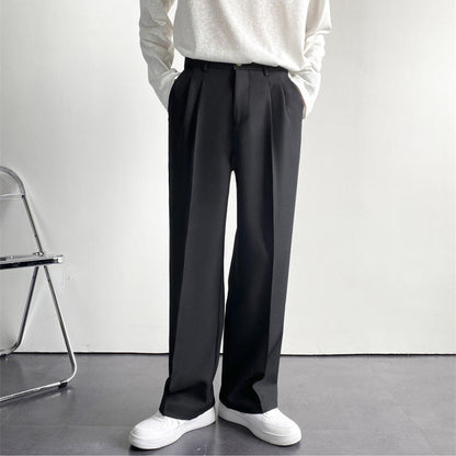 Fitted Pleated Trouser