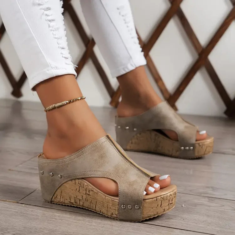 Velara — Women's Arch-Support Wedge Sandal