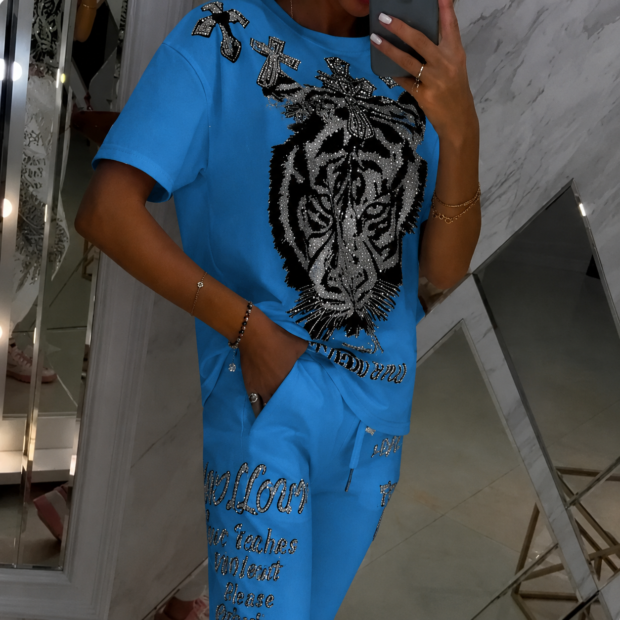 Imprimé — Printed Drawstring Two-Piece Casual Set