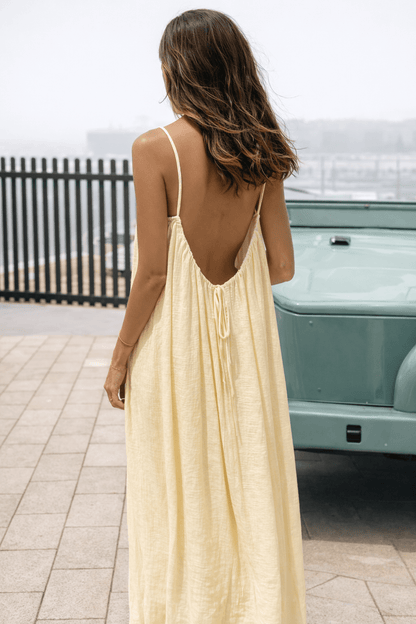 Lumèra — Adjustable Backless Maxi Dress