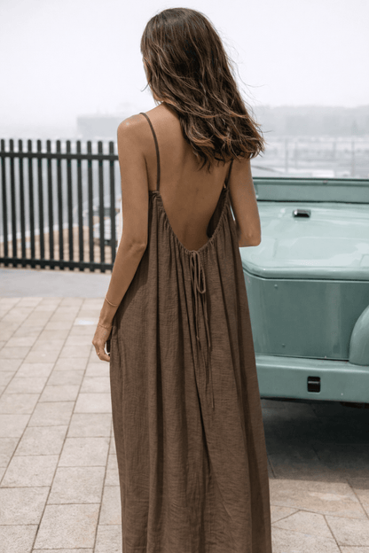 Lumèra — Adjustable Backless Maxi Dress
