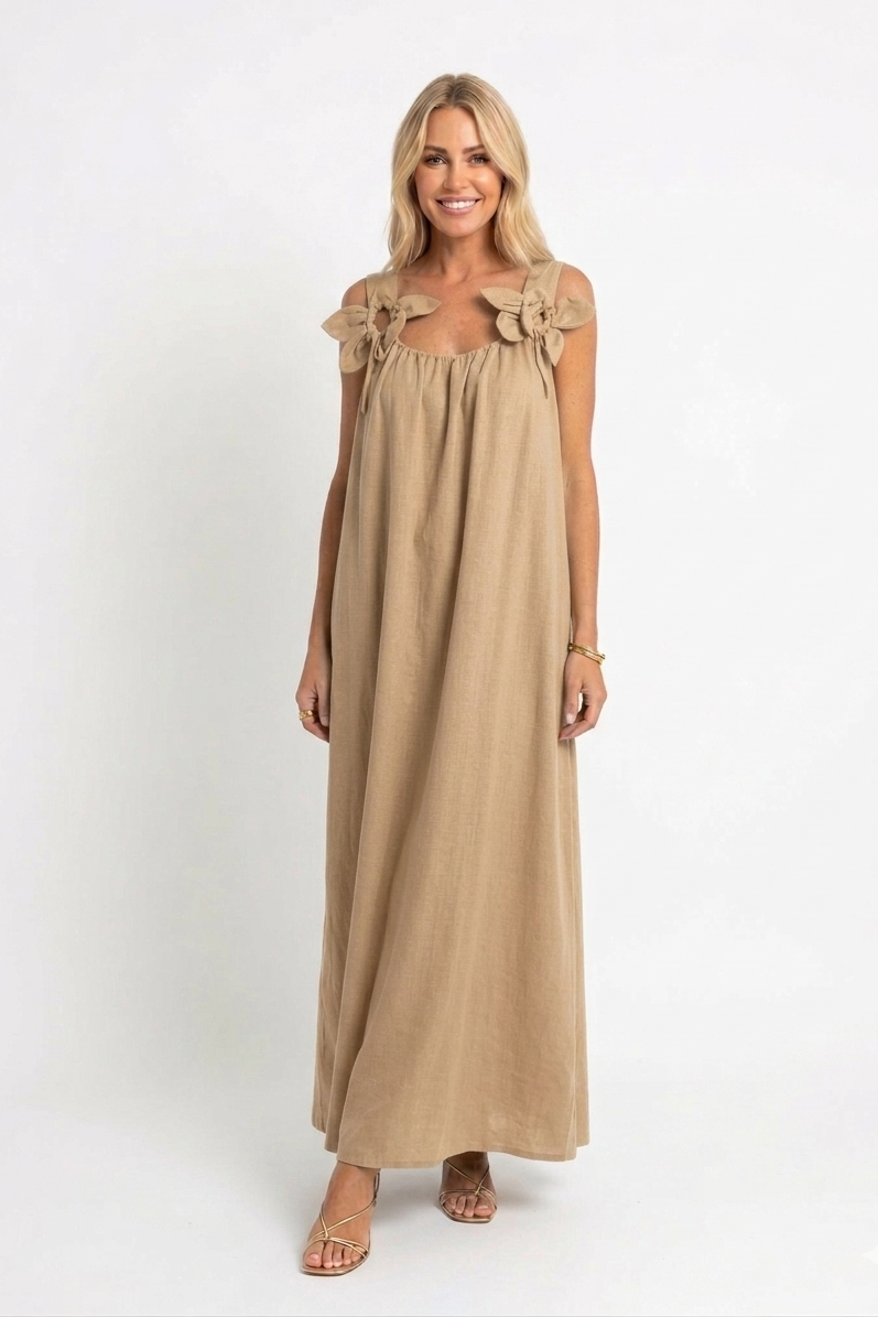 Riri — Women's Floral U-Neck Maxi Dress