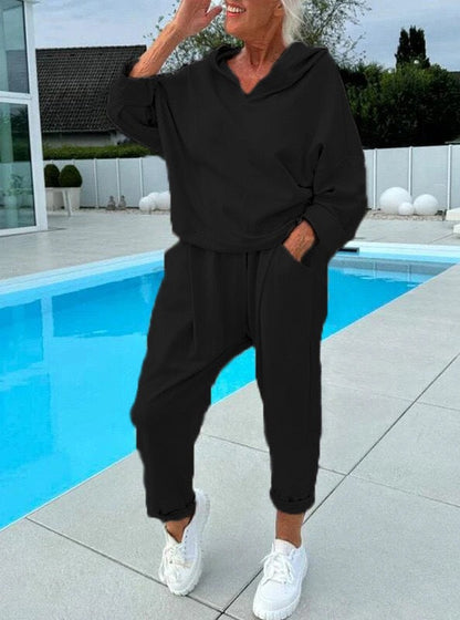 Chelse — Monochrome Hoodie Lounge Set