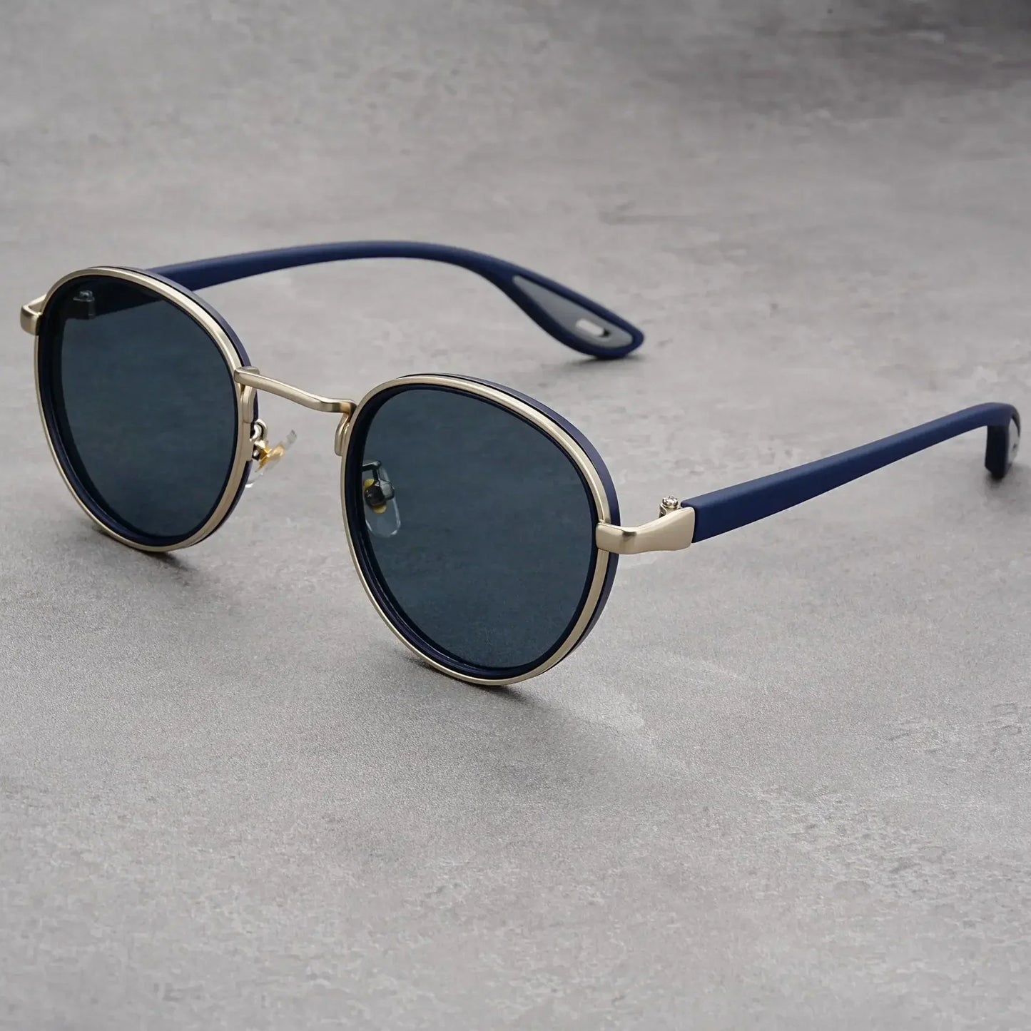 Carson Rift  — Vintage Round Sunglasses