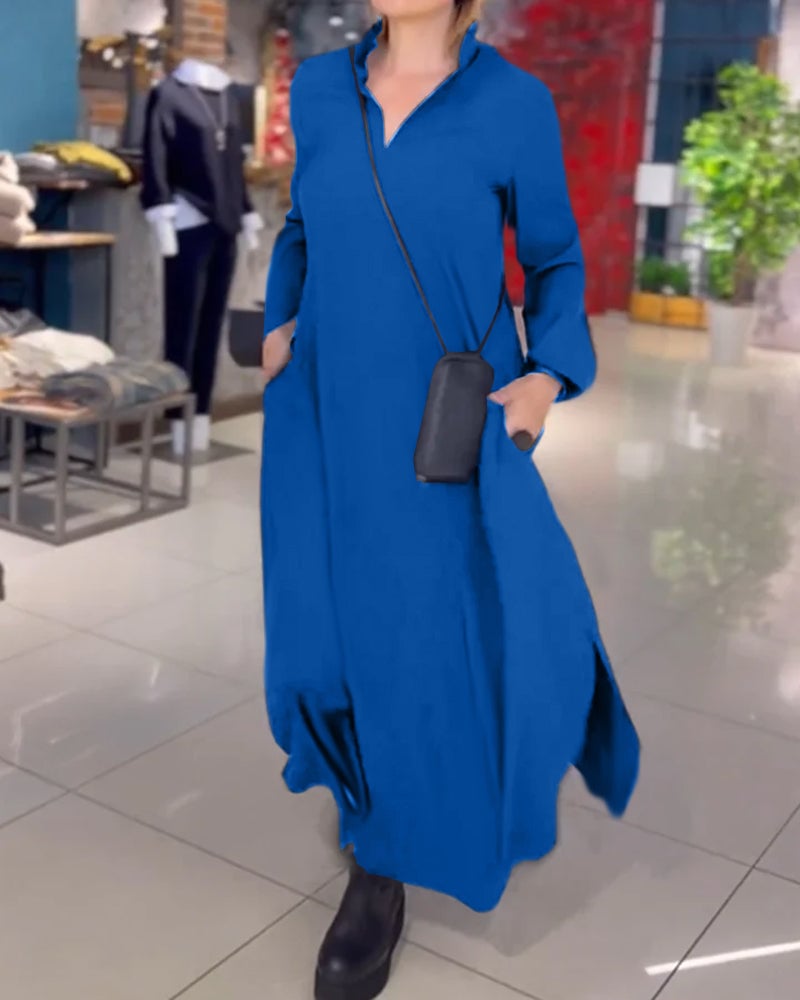 Loose, long dress with side slits
