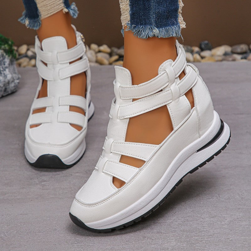 Comfortable, lightweight wedge sandals with side zip