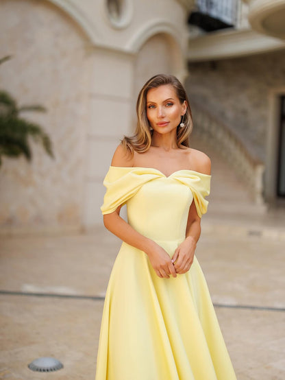 Deliha — Flowy Off-Shoulder Dress