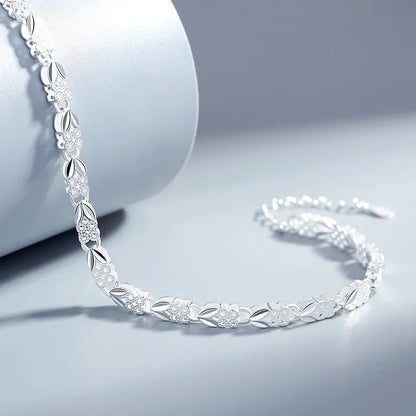 Women's bracelet