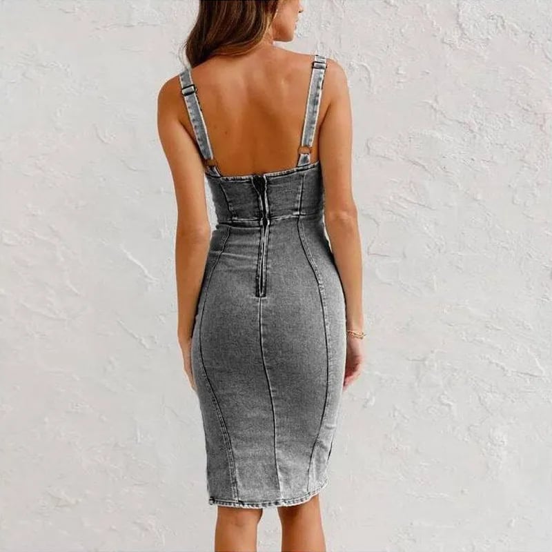 Vera — U-Neck Fitted Denim Dress