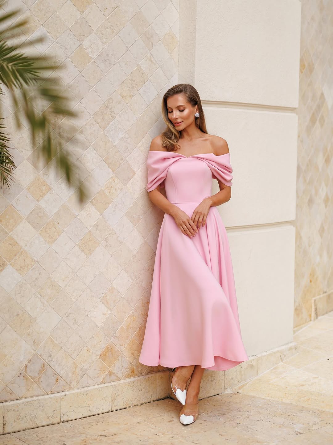Deliha — Flowy Off-Shoulder Dress