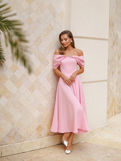 Deliha — Flowy Off-Shoulder Dress
