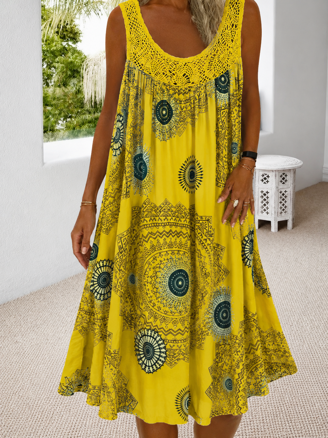 Isolde — Printed Sleeveless Summer Dress