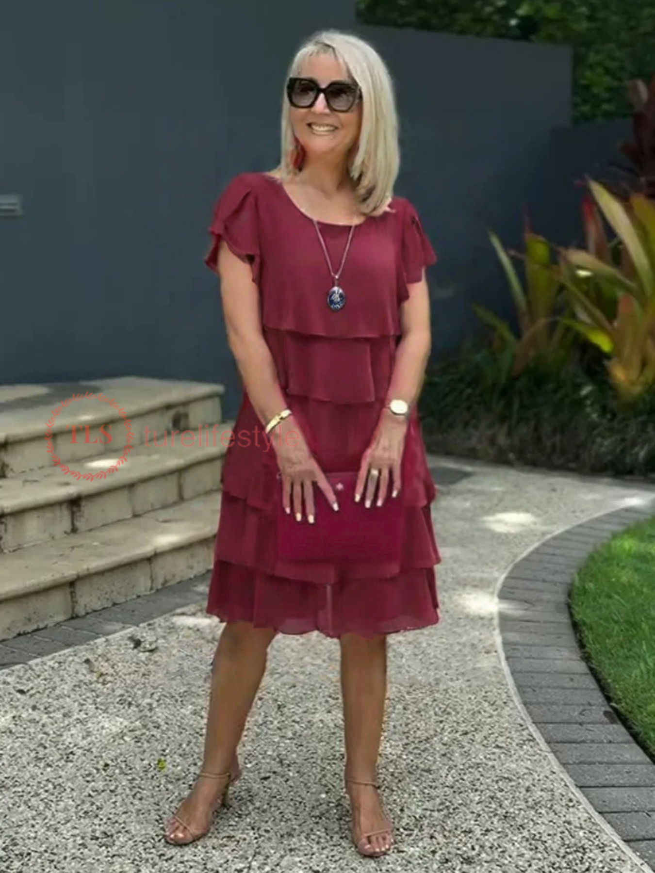 Loose Layer - Elegant Chiffon Dress