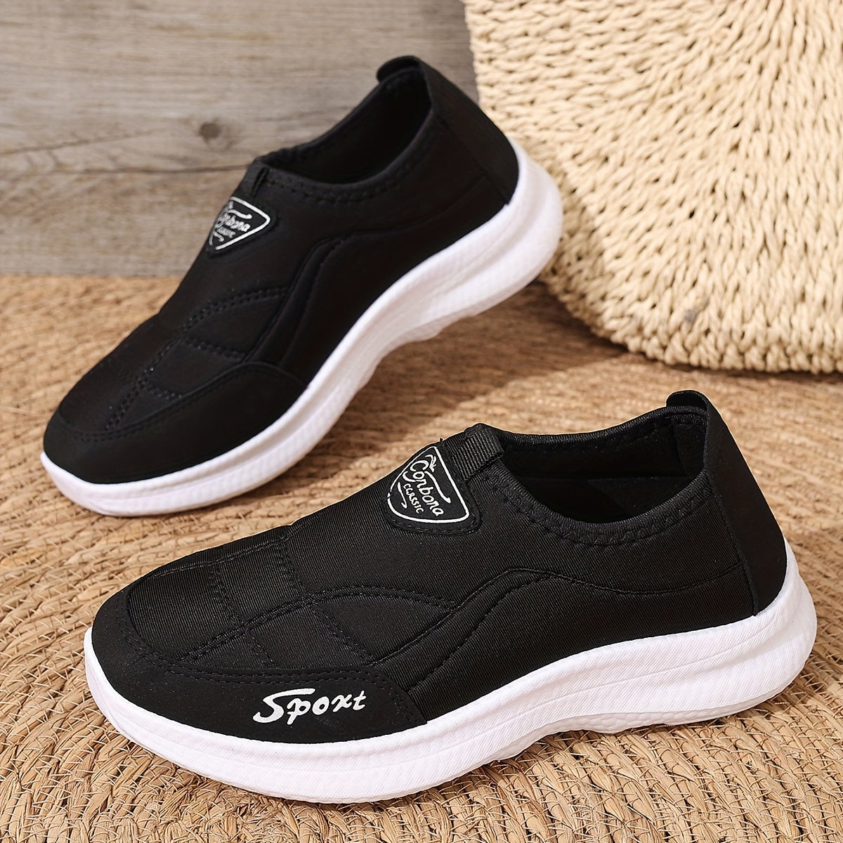 Lightweight, breathable, soft women's sneakers