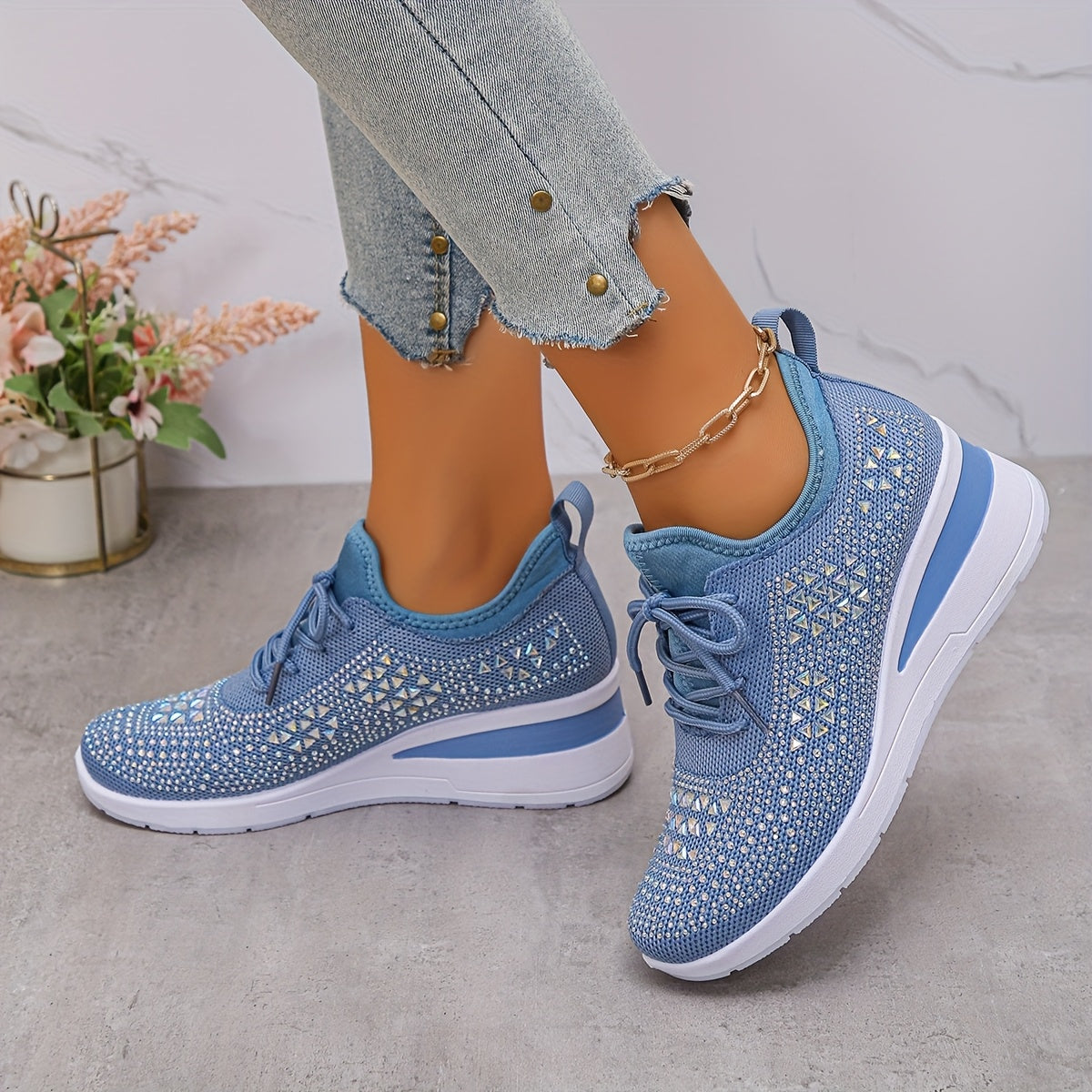 Women's casual, fashionable, breathable, sneakers adorned with crystals