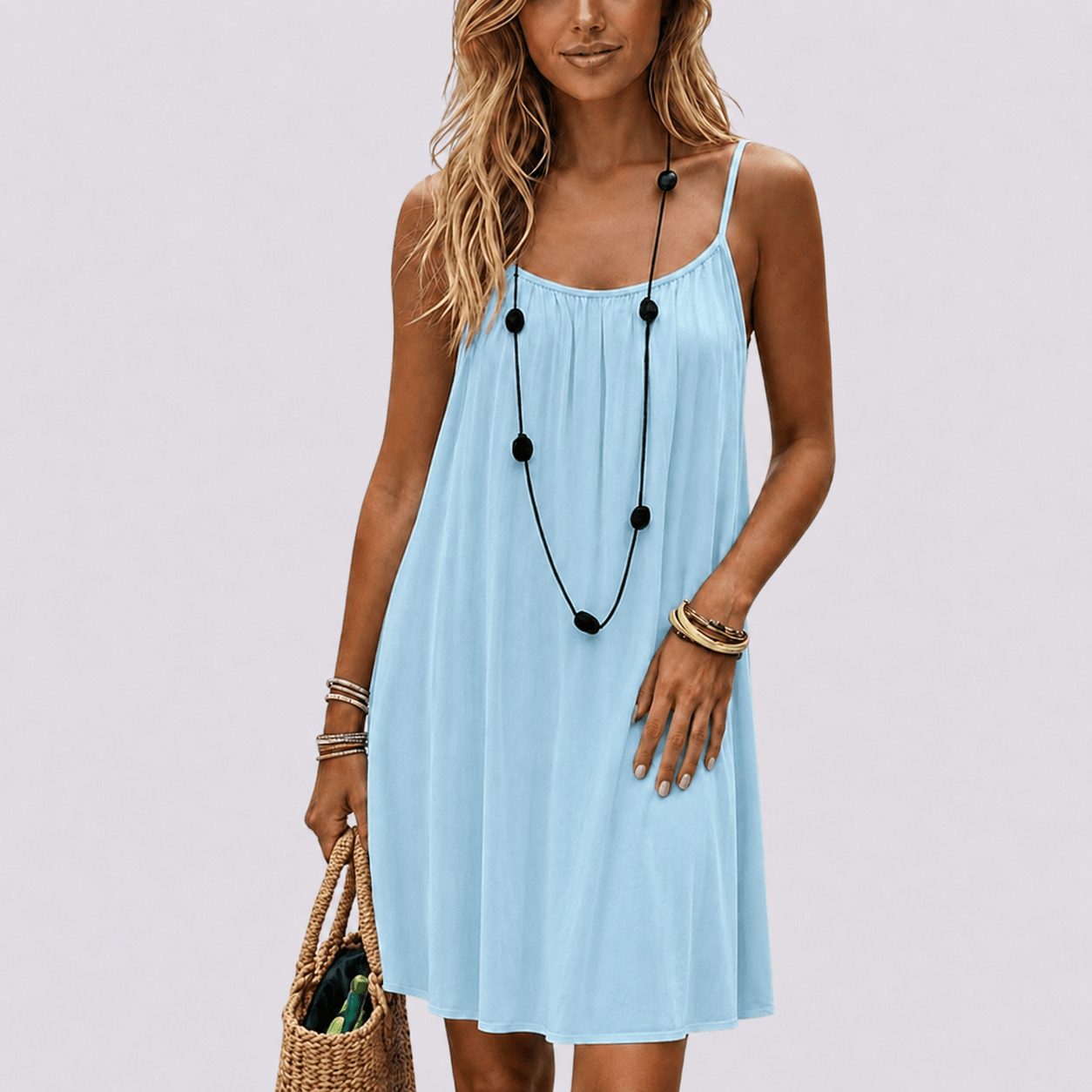 Câline – Open-Back Flowy Maxi Dress