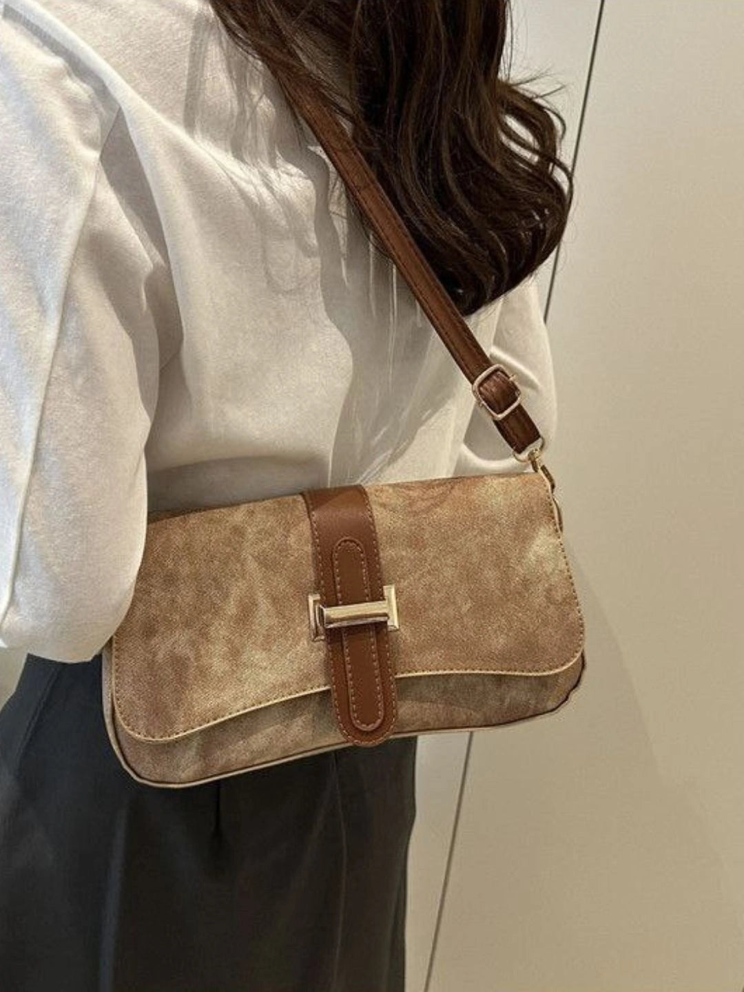 Burnley — Suede Leather Crossbody Bag in Taupe
