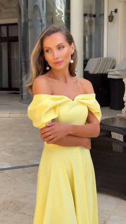 Deliha — Flowy Off-Shoulder Dress
