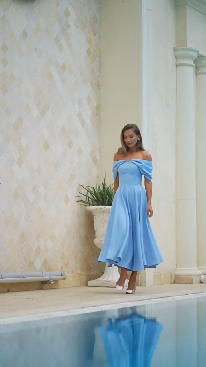 Deliha — Flowy Off-Shoulder Dress