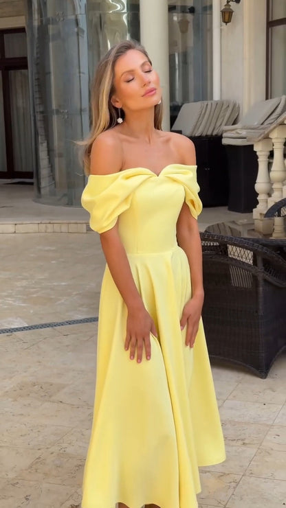Deliha — Flowy Off-Shoulder Dress
