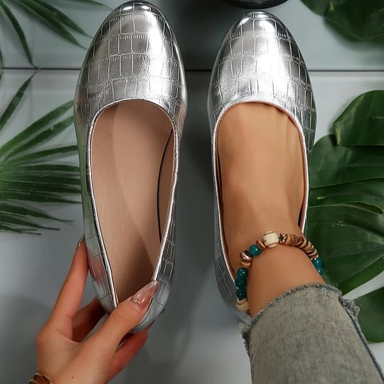 Valdène — Women's Leather Low Heel