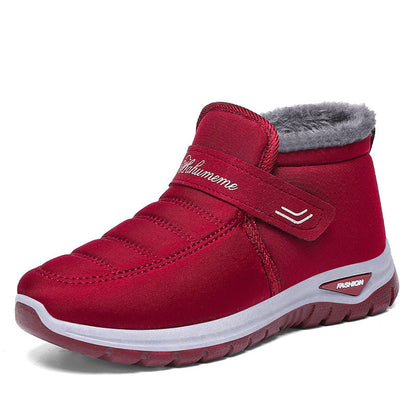 Slip-on sneakers without laces for winter