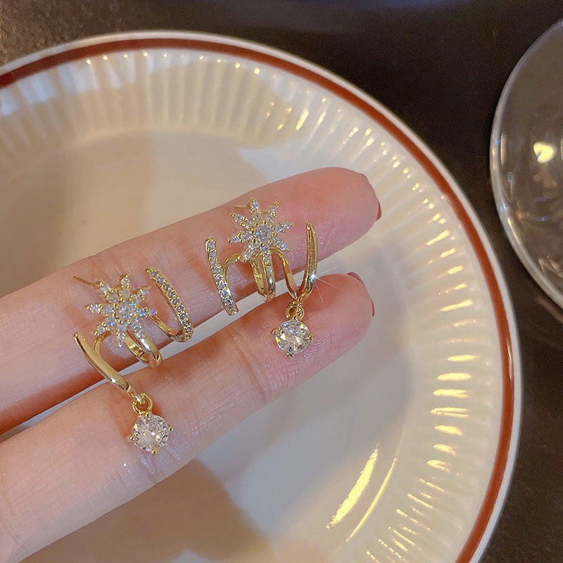 Éclaire — Micro-Pavé Claw Earrings